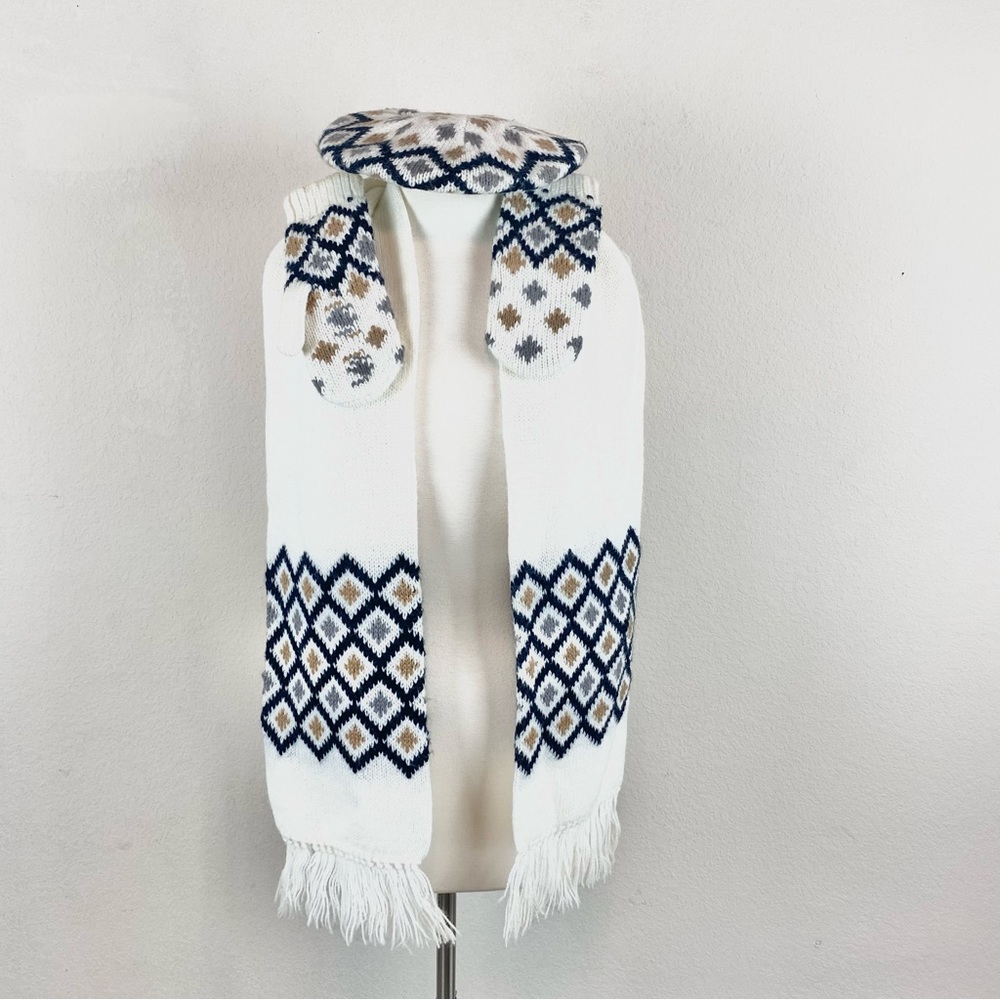 Vintage Hansen Diamond Pattern Beret hat, Scarf & Mitten Set